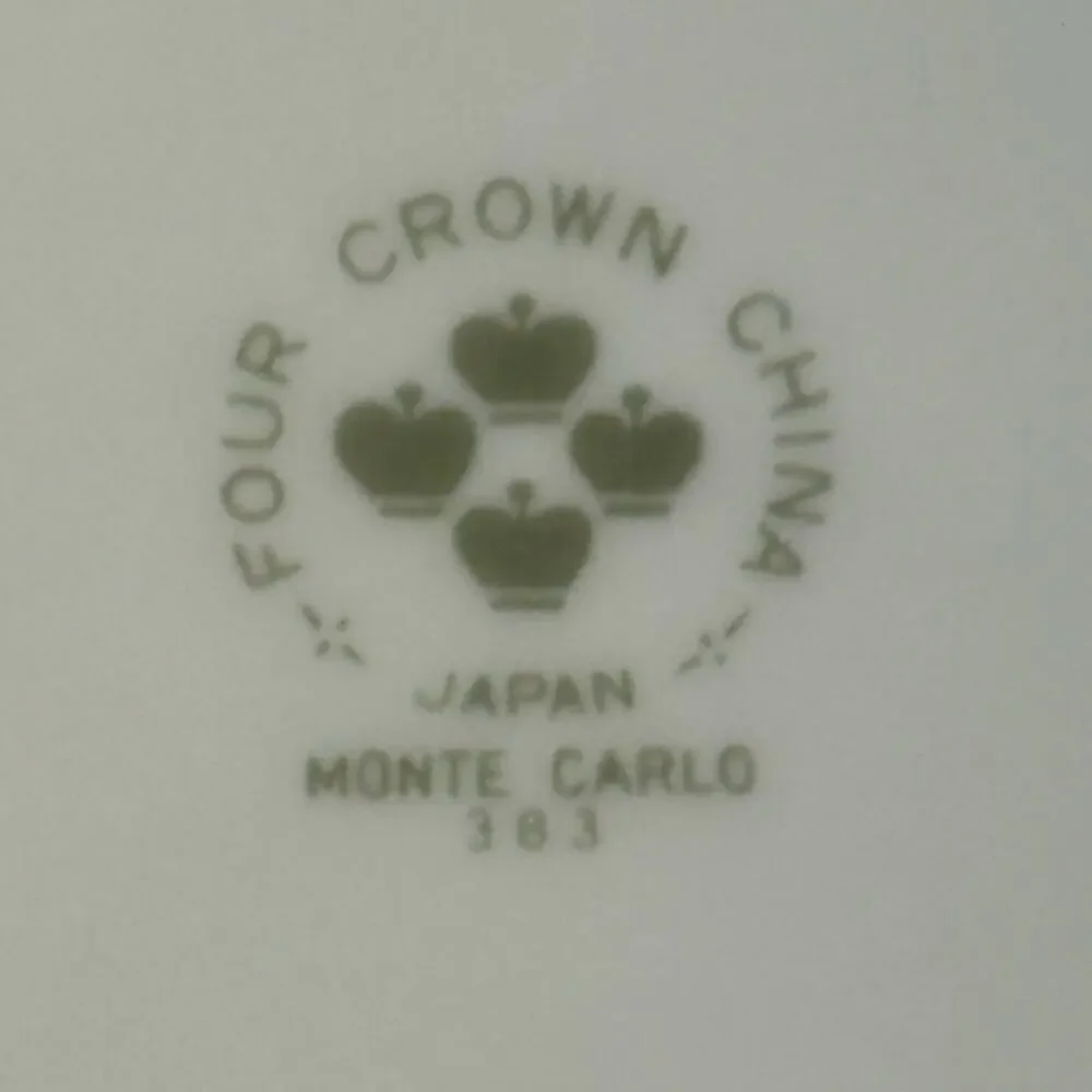 Four Crown China 'Monte Carlo' 383 Black/White/Gold 6-PC Place Setting-Excellent